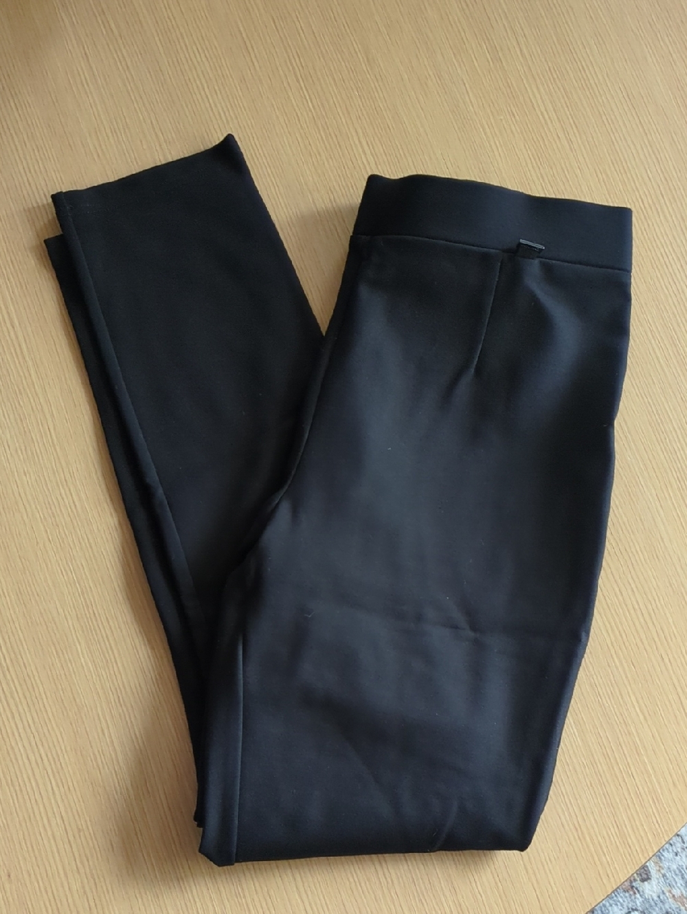 DKNY Black Leggings with Silver Logo Plaque